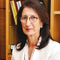 Amina Benkhadra